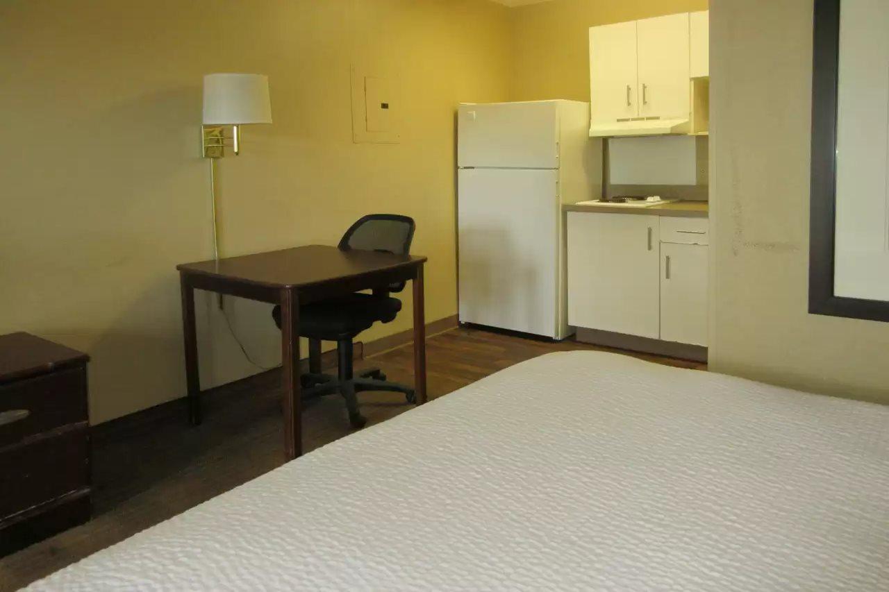 Suburban Studios Winston-Salem Near Hanes Mall Εξωτερικό φωτογραφία